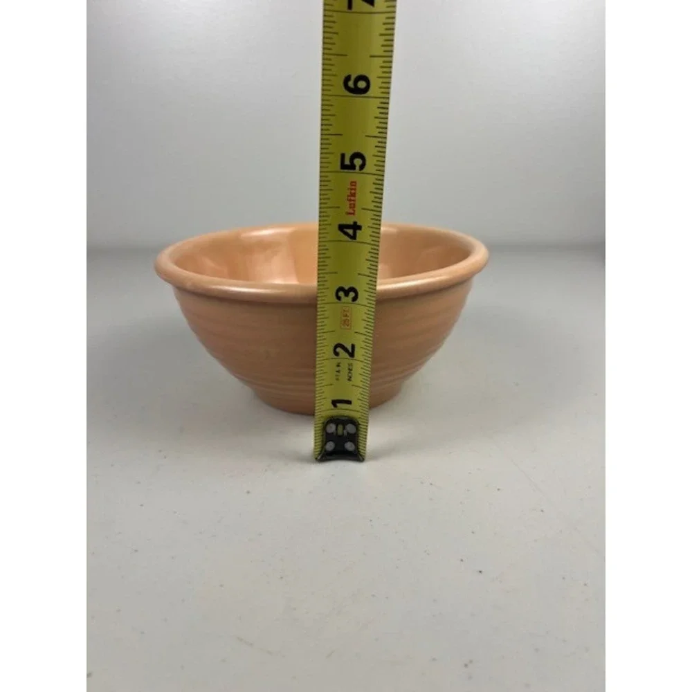 Vintage USA Beehive Ribbed Ceramic Mixing Bowl Apricot Peach Stoneware 7